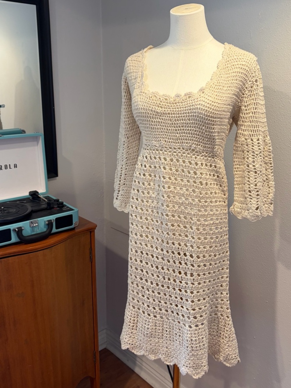 Vintage Y2K Crochet Dress, Tan Crochet Dress, Scalloped Detail, fairygoth, beach
